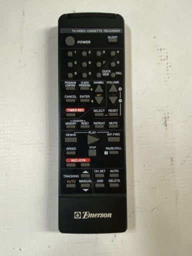 Emerson 14\\" Color Television/Video Cassette Recorder TV/VCR Combo with remote