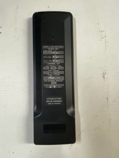 Emerson 14\\" Color Television/Video Cassette Recorder TV/VCR Combo with remote