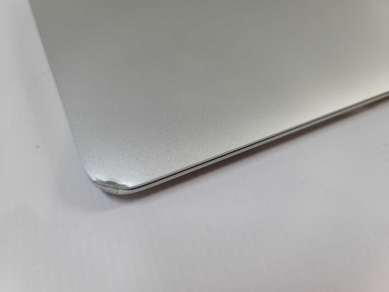 MacBook Air 2012 11\\" i5-3317 @ 1.70GHz, 4GB DDR3, 256GB SSD **read Î²