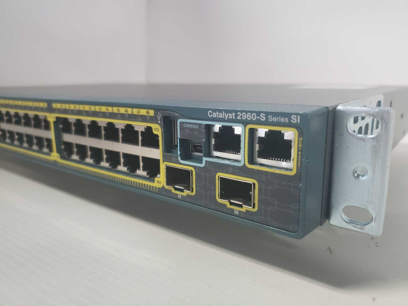 Cisco WS-C2960S-48TS-S V05 Gigabit 48-Port Ethernet Switch )