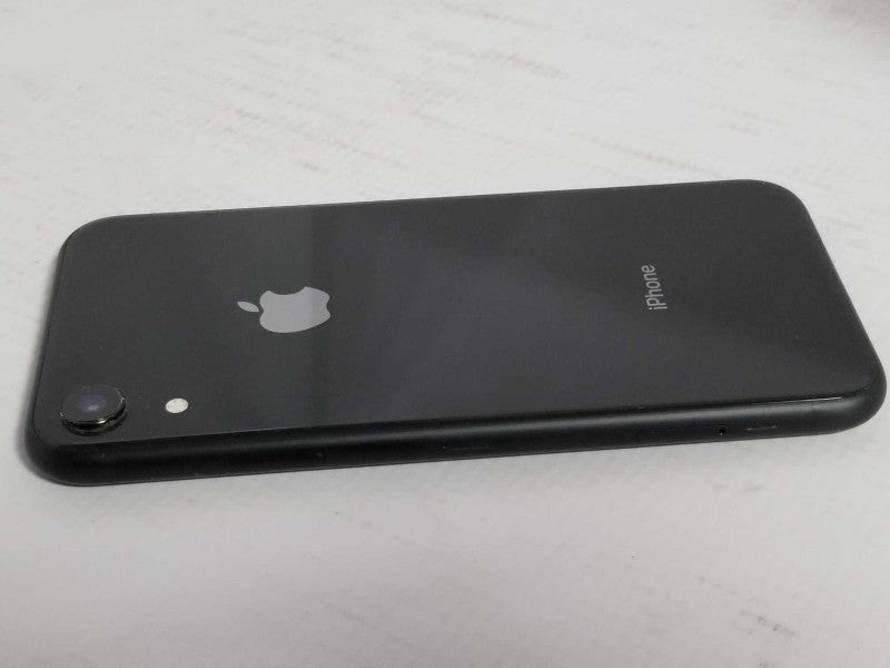 Apple iPhone XR - 128GB Unlocked Q_