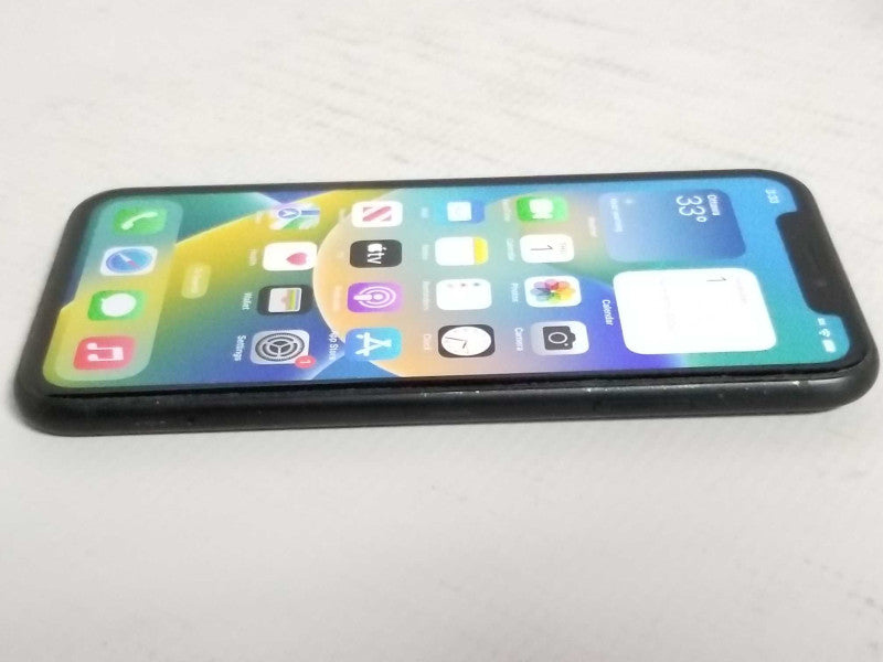 Apple iPhone XR - 128GB Unlocked Q_