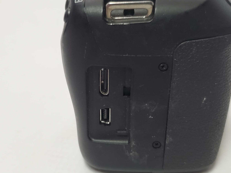 Canon EOS Rebel T5 18.0MP Digital Camera Body (AS-IS) |