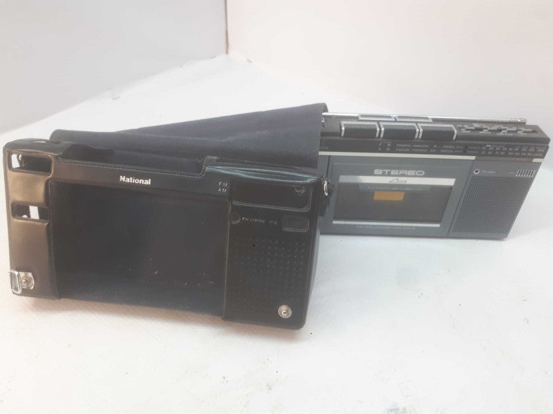 Vintage National RX-2700 Made in Japan AM/FM Cassette Radio