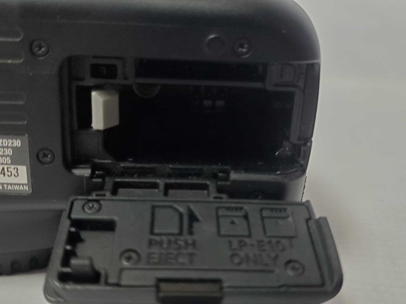 Canon EOS Rebel T6 24.2MP Digital Camera Body (READ) Q|