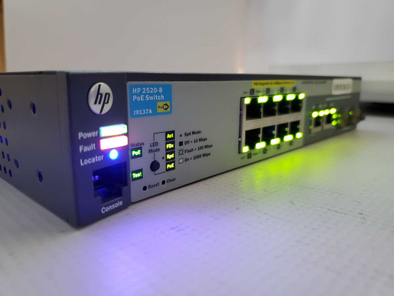 HP ProCurve 2520-8 PoE Switch J9137A 8 Port, NO POWER SUPPLY )