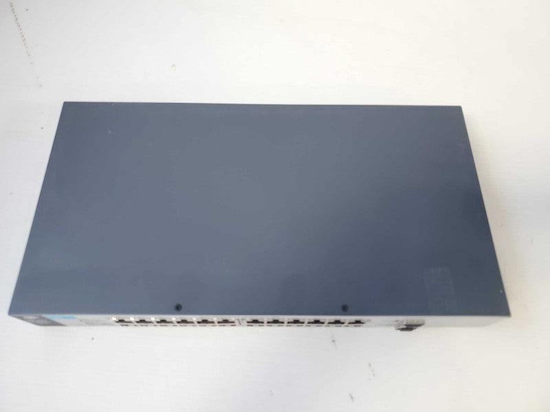 HP J9803A 1810-24G 24-Port Gigabit Ethernet Network Switch )