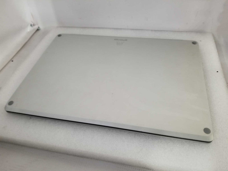 Microsoft Surface Laptop 2 - i7-8650U 1.9GHz, 8GB RAM, 256GB SSD