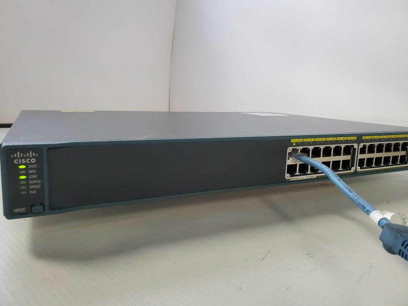 Cisco Catalyst WS-C2960-24PC-L 24 Port PoE Ethernet Switch )