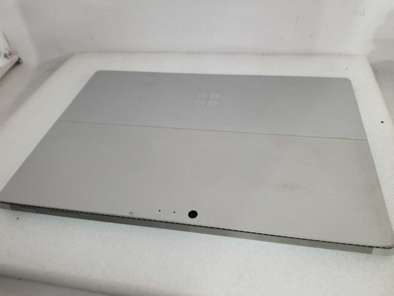 Microsoft Surface Pro 4 - i5-6300U 2.4GHz, 4GB RAM, 128GB SSD