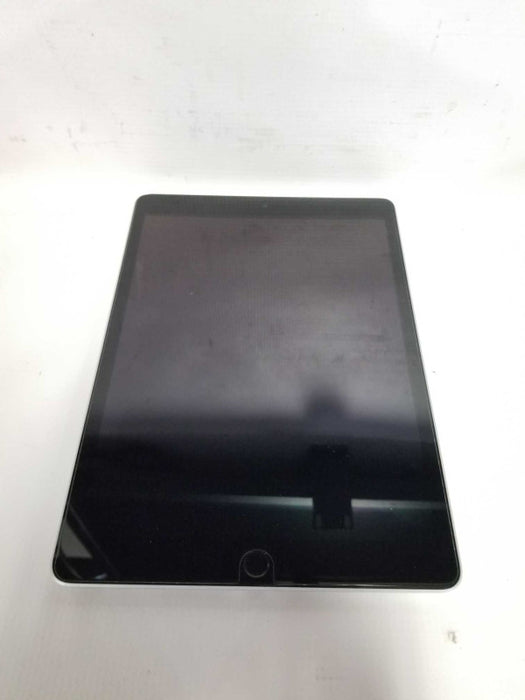 Ipad 9th generation A2602 - Read Below #