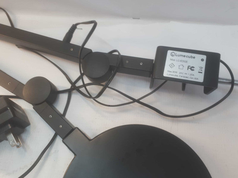 LumeCube LC-Edge LED Desk Light
