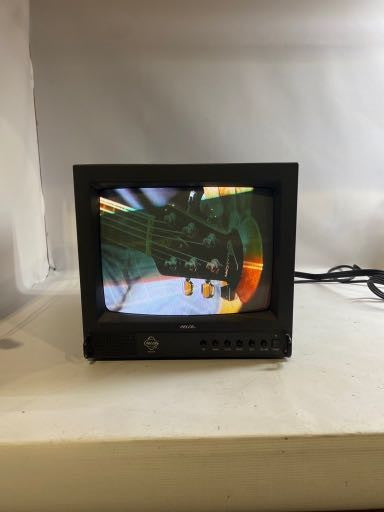 PELCO 14\\" COLOR MONITOR (PMC14F) CRT RETRO GAMING S-VHS INPUT