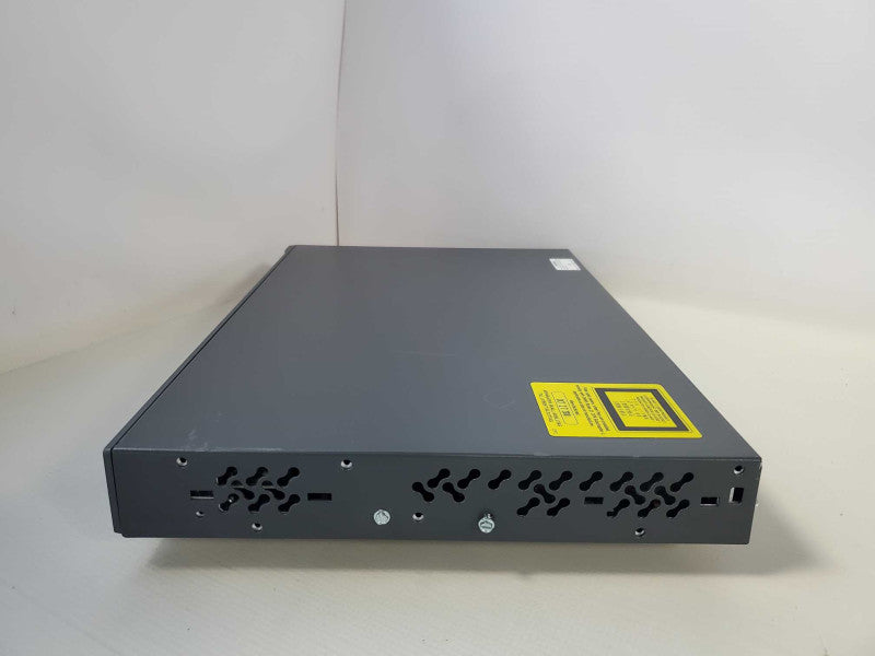 Cisco WS-C3750-48TS-S V09 48 Port Network Switch Q)