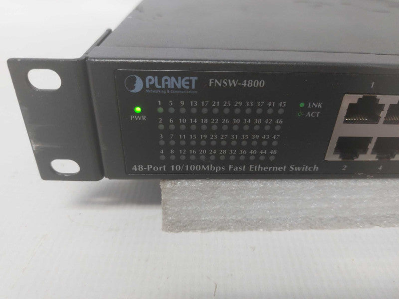 Planet fnsw-4800 48 Port 10/100 Fast Ethernet Switch with Rackmount Ears ONLY