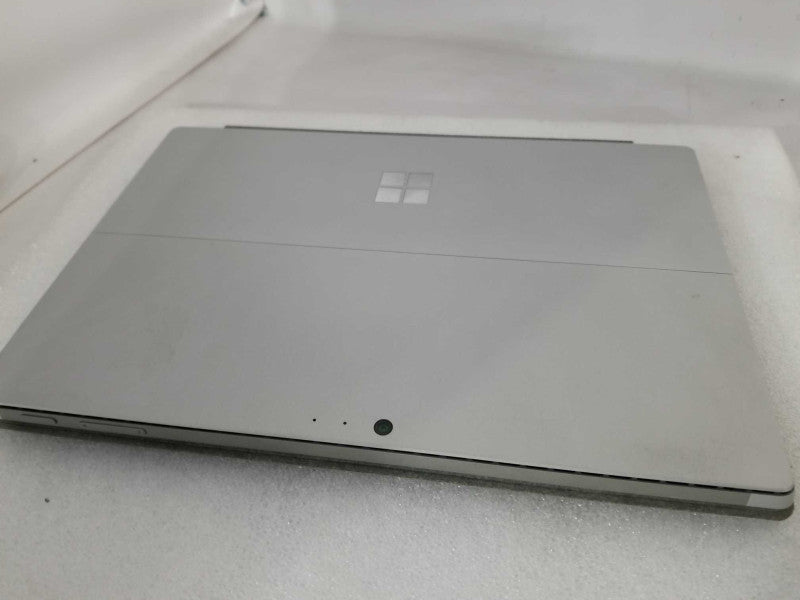 Microsoft Surface Pro 5 - i5-7300U, 8GB RAM, 256GB SSD