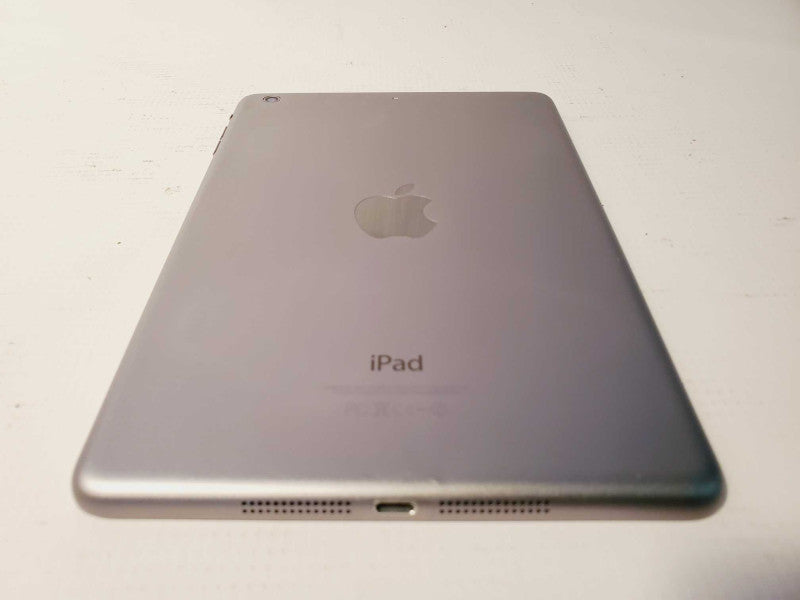 Apple iPad Mini 2 - 32GB - Gray Q(