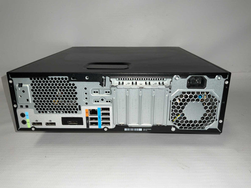 HP Z2 SSF G4 WorkStation i7-9700 @3.00 GHz 16GB RAM 256GB SSD  -