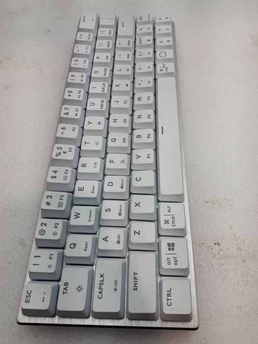Cooler Master SK-620-SKTR1- Mechanical Gaming Keyboard - Silver/White &
