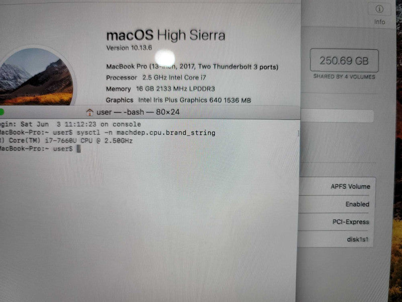 MacBook Pro 2017 13\\" i7-7660U, 16GB DDR3, 256GB SSD Î²