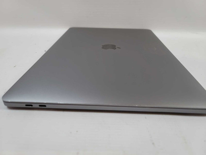 MacBook Pro 2016 15\\" i7-6820HQ, 16GB DDR3, 500GB SSD Î²