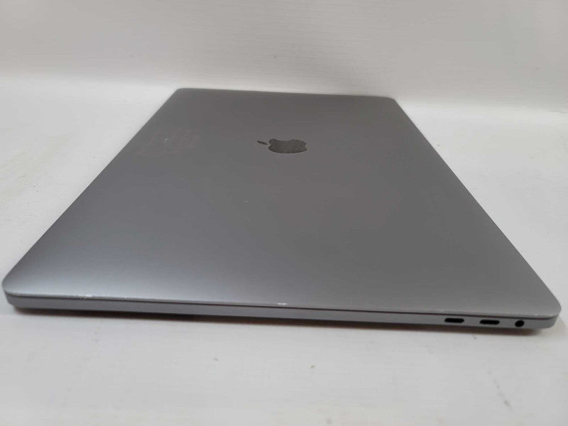 MacBook Pro 2016 15\\" i7-6820HQ, 16GB DDR3, 500GB SSD Î²