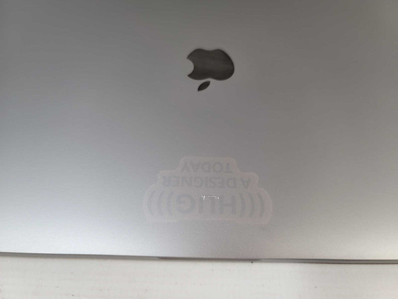 MacBook Pro 2016 15\\" i7-6820HQ, 16GB DDR3, 500GB SSD Î²