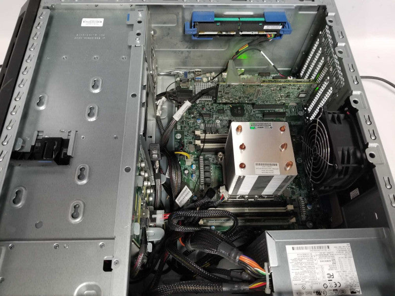 HP Proliant ML110 G9 Xeon E5-1620 V3 @ 3.50ghz / 8gb ram / P440 Ctrl #