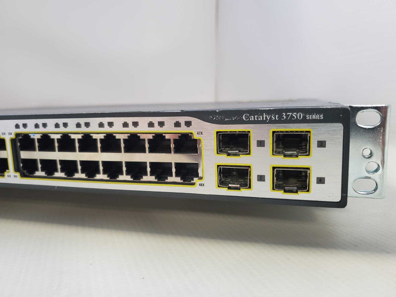 Cisco WS-C3750-48TS-S 48 Port Network Switch )