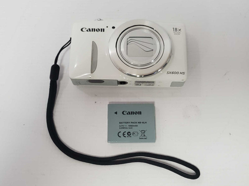 Canon SX600 HS 16.0MP Digital Camera |
