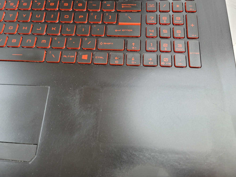MSI GL72M- 7RDX, 16GB DDR4, 2GB GeForce GTX 1050, i7-7700HQ, 1TB SSD Î²