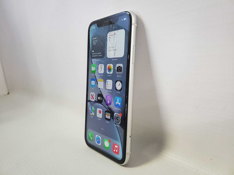 Apple iPhone XR 64GB Unlocked - White **READ** )
