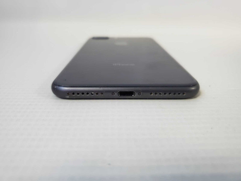 Apple iPhone 8 Plus - 64GB - Space Gray (Unlocked) A1897 )
