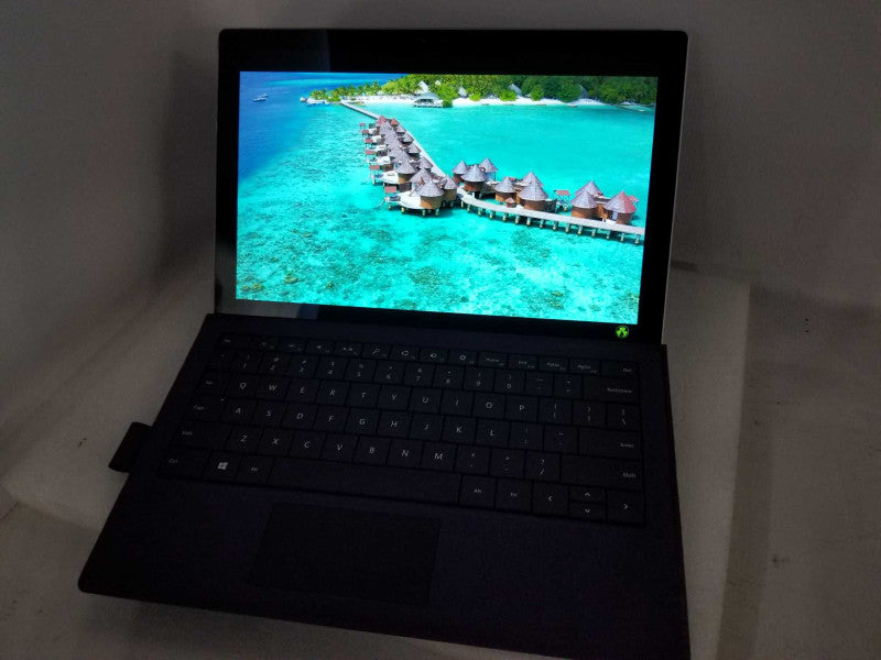 Microsoft Surface Pro 4 - i5-6300U 2.4GHz, 8GB RAM, 256GB SSD