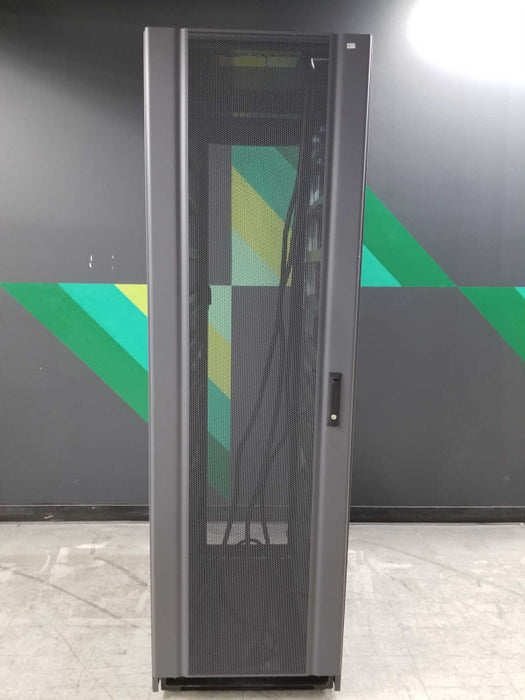 NETAPP NAC-0501 42U SERVER RACK CABINET w/ 2x Spectrum Power 72A-130BMLEN-02  _