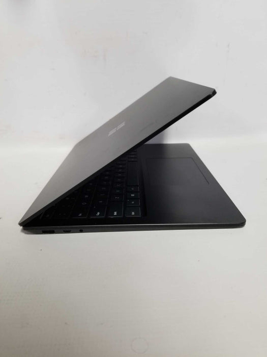 Microsoft Surface Laptop 3 i7-1065G7 @ 1.30ghz / 16gb ram / 512gb ssd - READ #