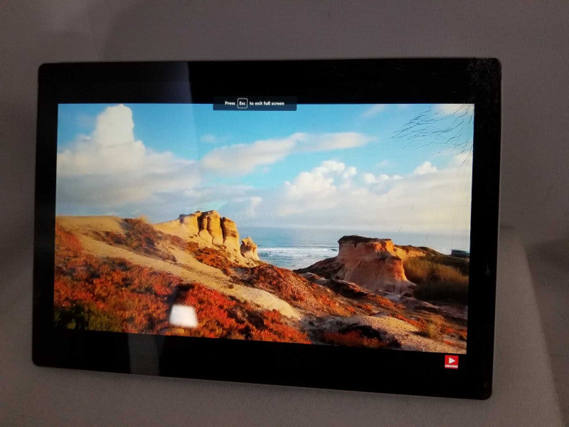 Microsoft Surface Pro 6 - i5-8350U 1.7GHz, 8GB RAM, 256GB SSD - READ