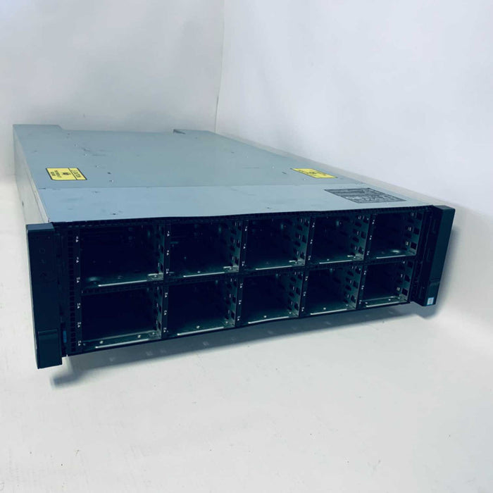 Dell EMC Storage SCv3020 2x Controller 12Gbps SAS 30x 2.5\\" Drive Bays =