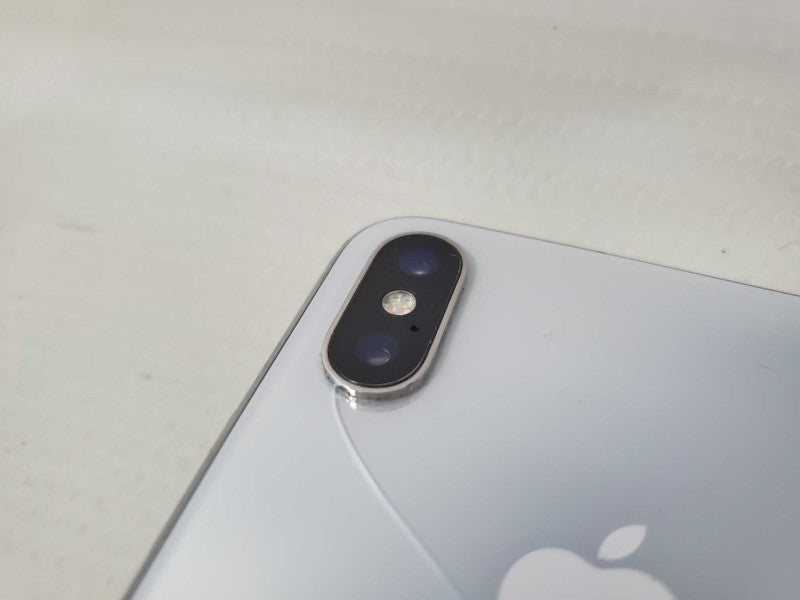 Apple iPhone X 64GB Unlocked - White *READ* )