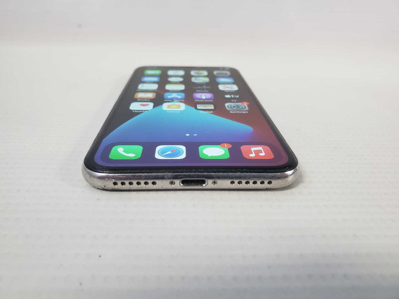Apple iPhone X 64GB Unlocked - White *READ* )