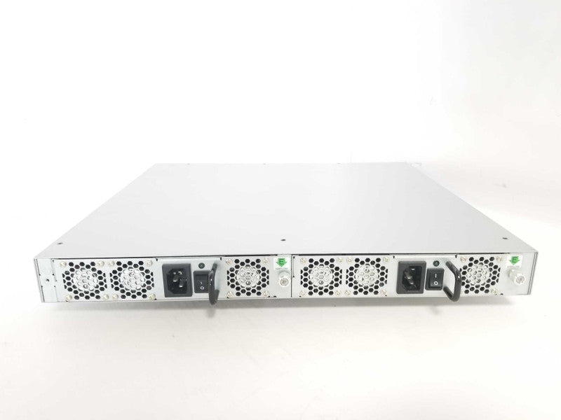 Brocade VDX 6740 BR-VDX6740-24-F 10GbE SFP+ 4x 40Gb QSFP+ Read  Q_