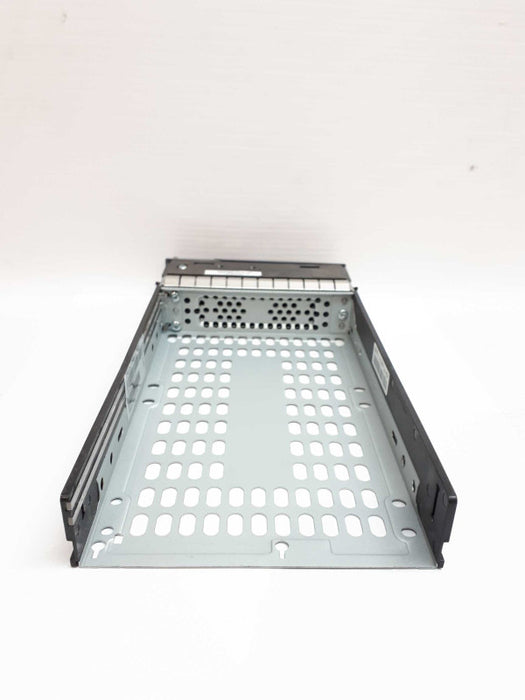 NetApp SAS 3.5\\" Hard Drive Tray 111-00734 DS4243 FAS2240 FAS2220 DS4246  Q: