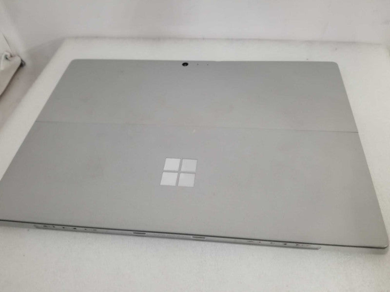Microsoft Surface Pro 4 - i7-6650U 2.2GHz, 8GB RAM, 256GB SSD