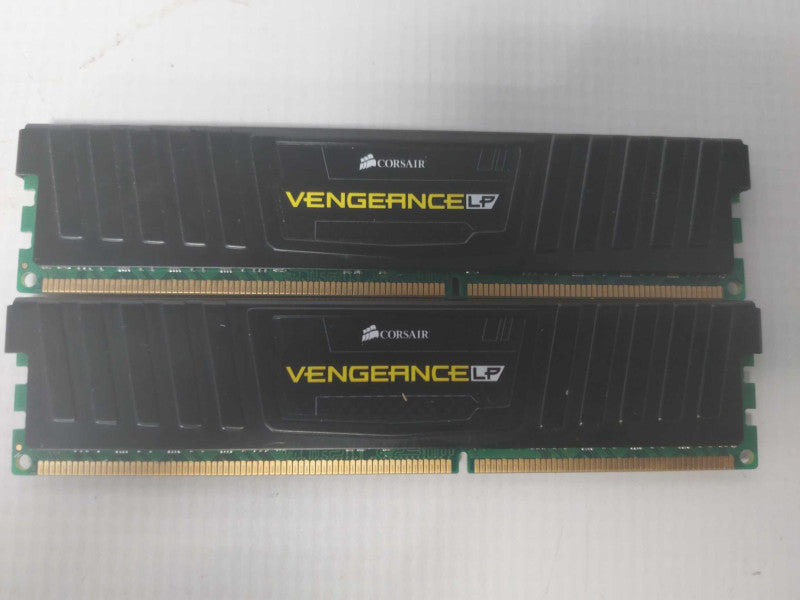 CORSAIR VENGEANCE LP 16GB (2X8GB) DDR3-1600MHz PC3 Q