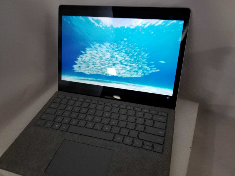 Microsoft Laptop - i7-7660U 2.5GHz, 8GB RAM, 256GB SSD - READ