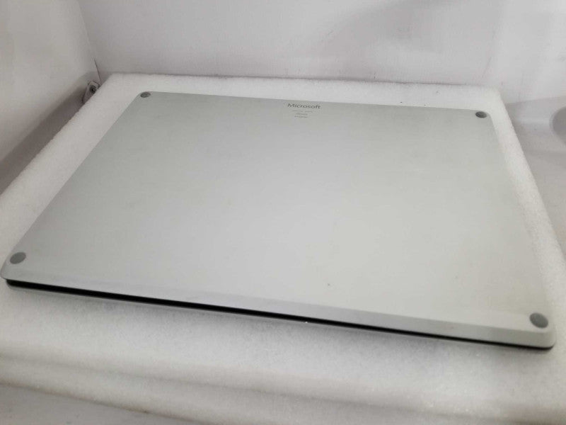 Microsoft Laptop - i7-7660U 2.5GHz, 8GB RAM, 256GB SSD - READ