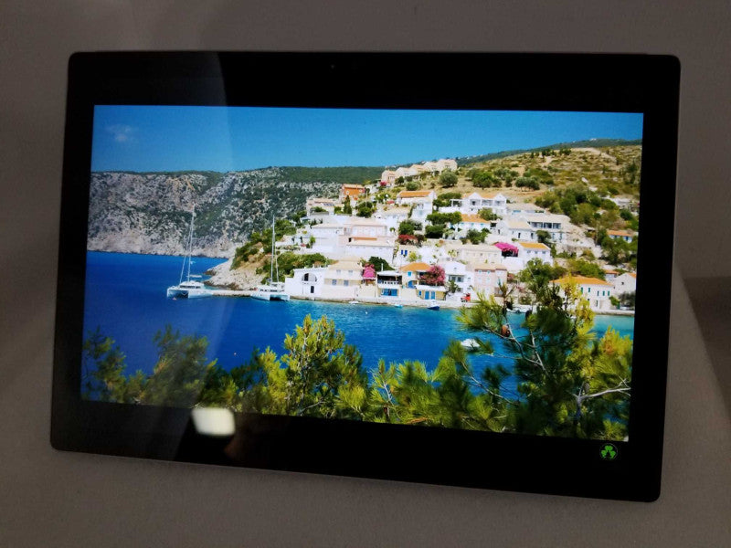 Microsoft Surface Pro 4 - i5-6300U, 4GB RAM, 128GB SSD - READ