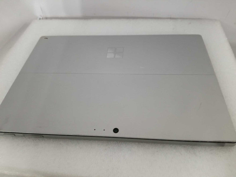 Microsoft Surface Pro 5 - i5-7300U 2.6GHz, 8GB RAM, 256GB SSD - READ