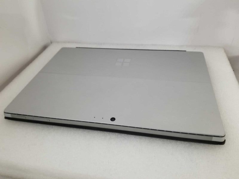 Microsoft Surface Pro 5 - i5-7300U 2.6GHz, 8GB RAM, 256GB SSD