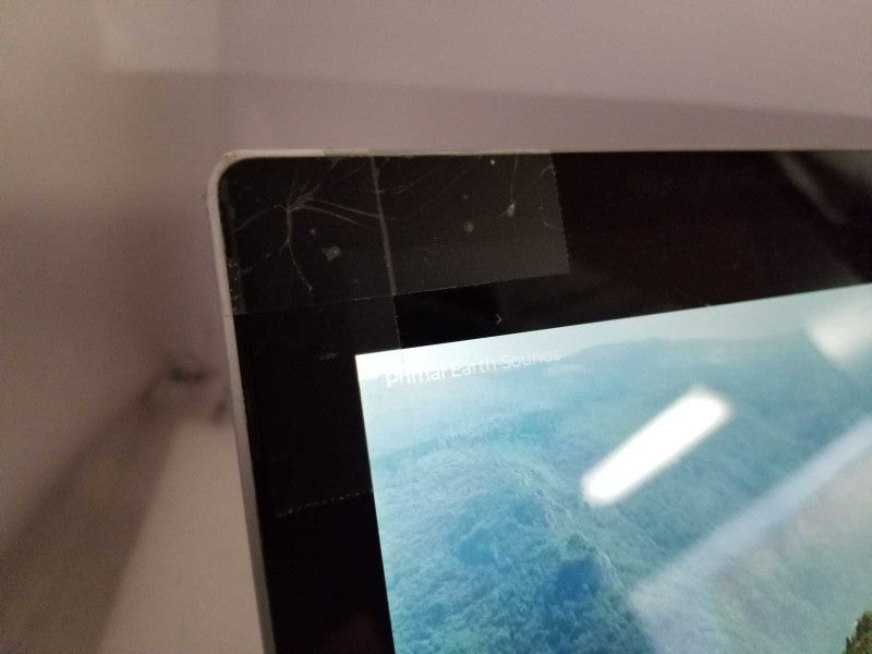 Microsoft Surface Pro 5 - i5-7300U 2.6GHz, 8GB RAM, 256GB SSD - READ